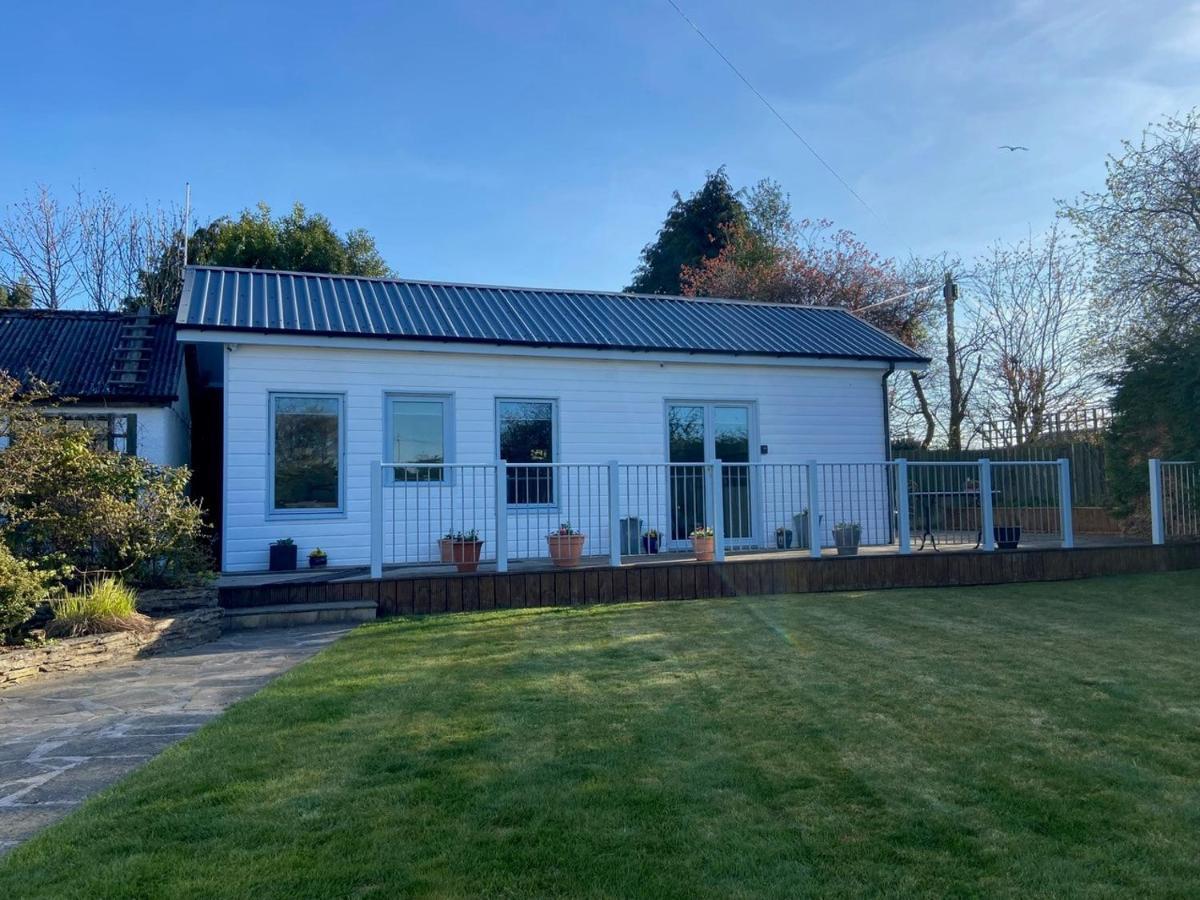Chalet On The Green - Self Contained With Parking. Inshes Eksteriør bilde