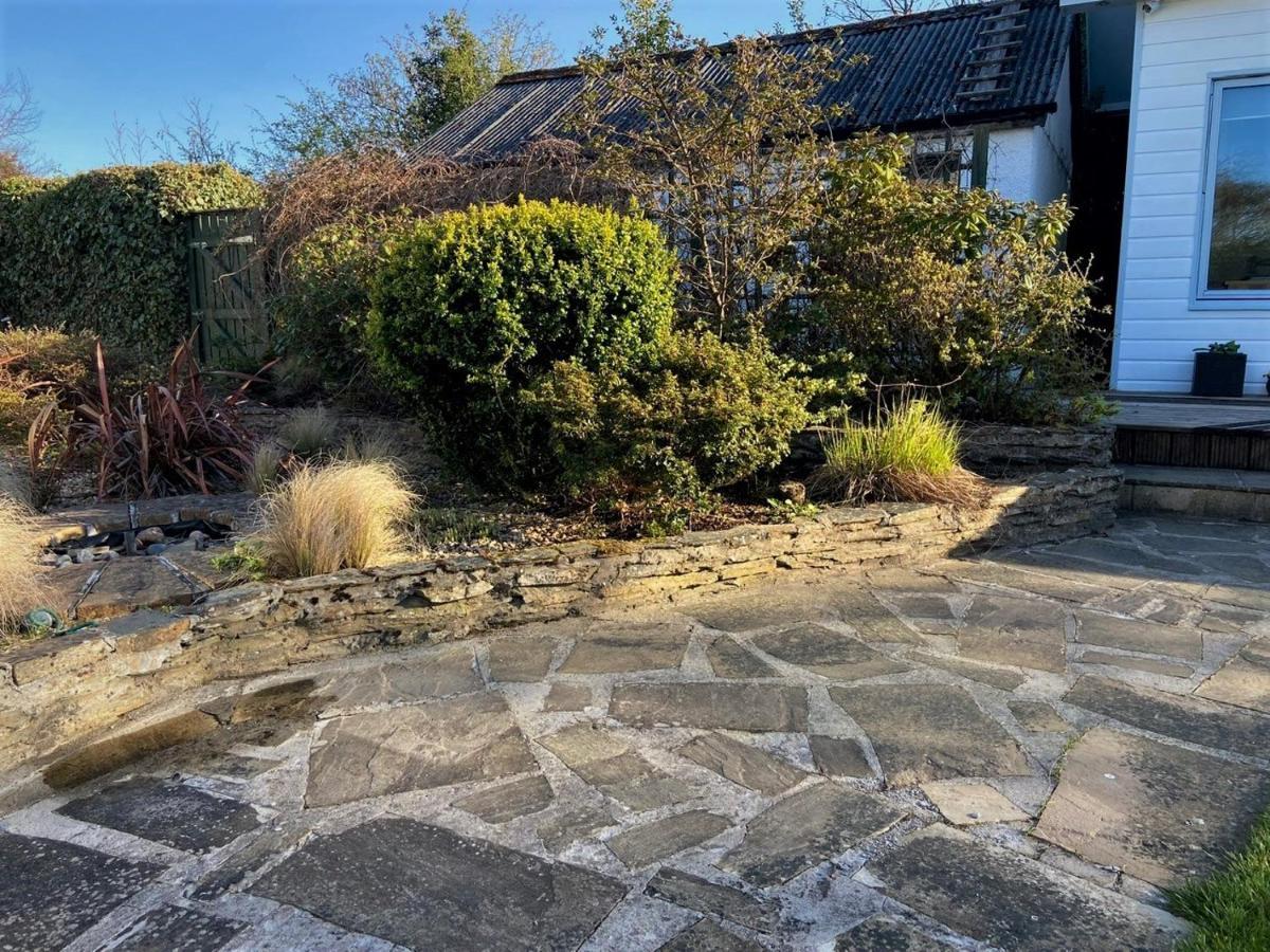 Chalet On The Green - Self Contained With Parking. Inshes Eksteriør bilde